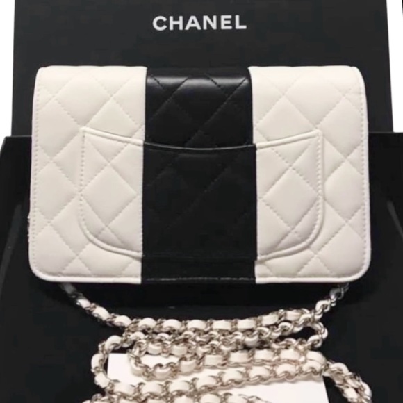 🆕CHANEL Classic Wallet on Chain Color Block Black & Ivory Gold-Tone hardware NIB - Picture 14 of 16